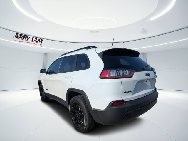 used 2023 Jeep Cherokee car, priced at $20,378