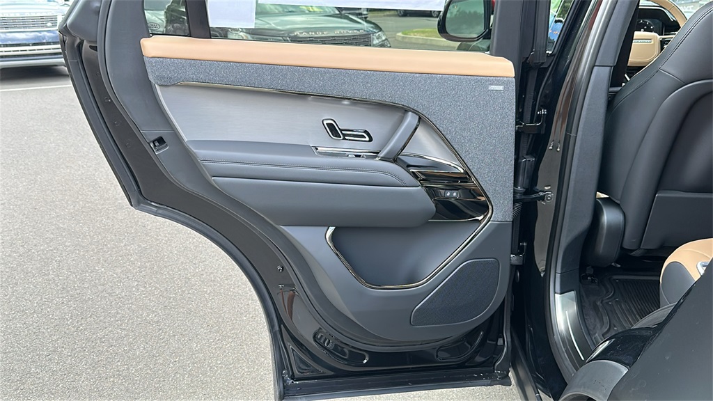 new 2025 Land Rover Range Rover Sport car, priced at $129,705