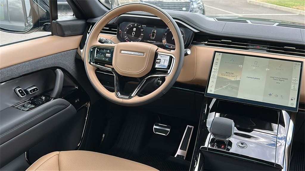 new 2025 Land Rover Range Rover Sport car, priced at $129,705