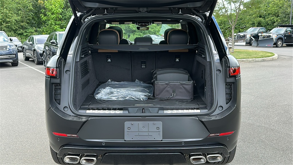 new 2025 Land Rover Range Rover Sport car, priced at $129,705