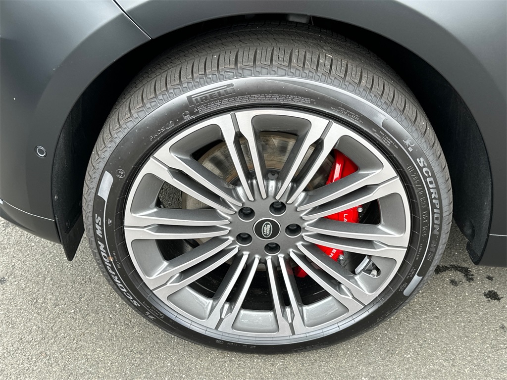 new 2025 Land Rover Range Rover Sport car, priced at $129,705