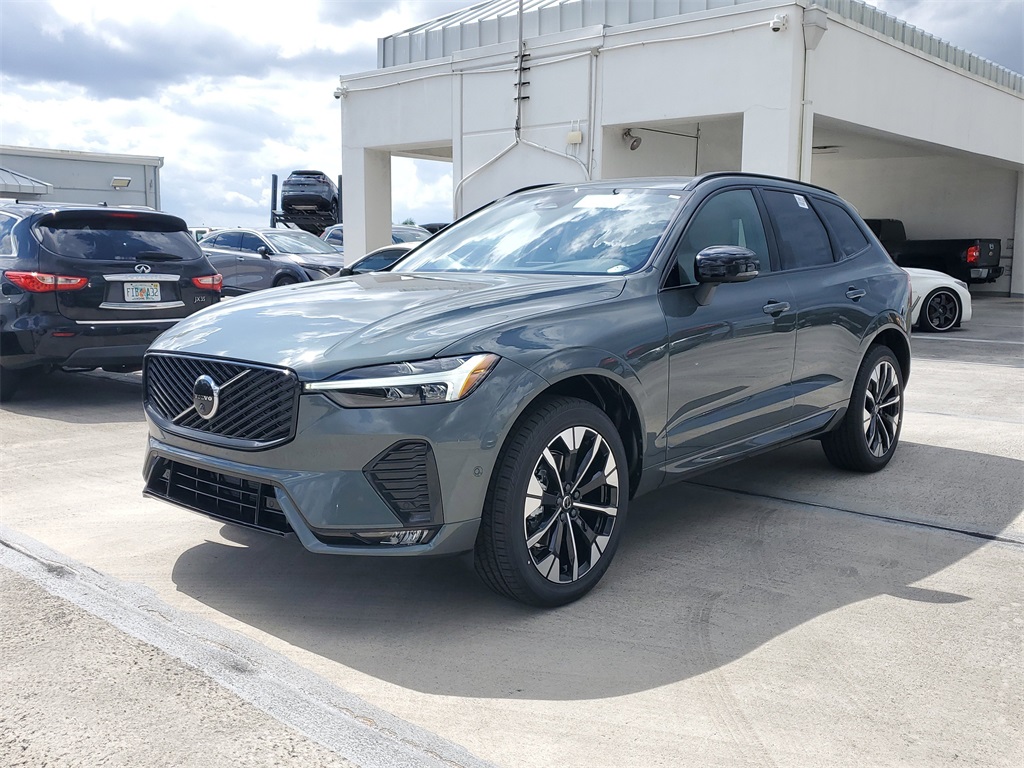 new 2026 Volvo XC60 car, priced at $55,975