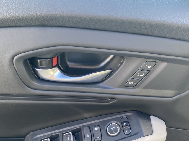 new 2025 Honda Accord Hybrid car, priced at $34,459