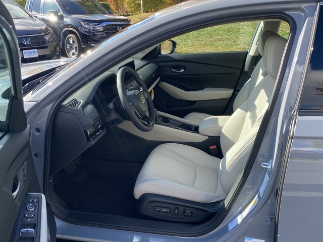 new 2025 Honda Accord Hybrid car, priced at $34,459