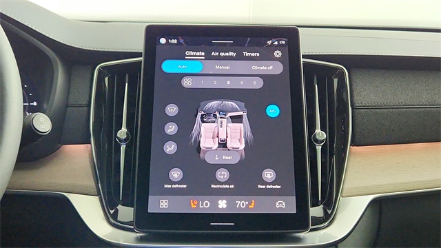 new 2026 Volvo XC90 Plug-In Hybrid car, priced at $84,135