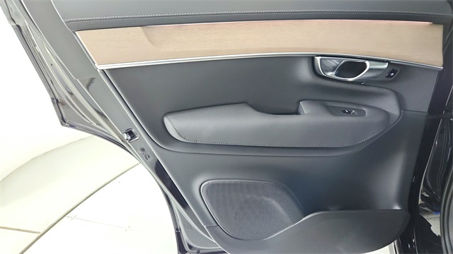 new 2026 Volvo XC90 Plug-In Hybrid car, priced at $84,135