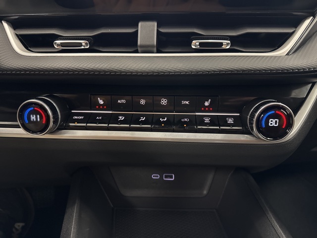 new 2026 Chevrolet Equinox car, priced at $31,045