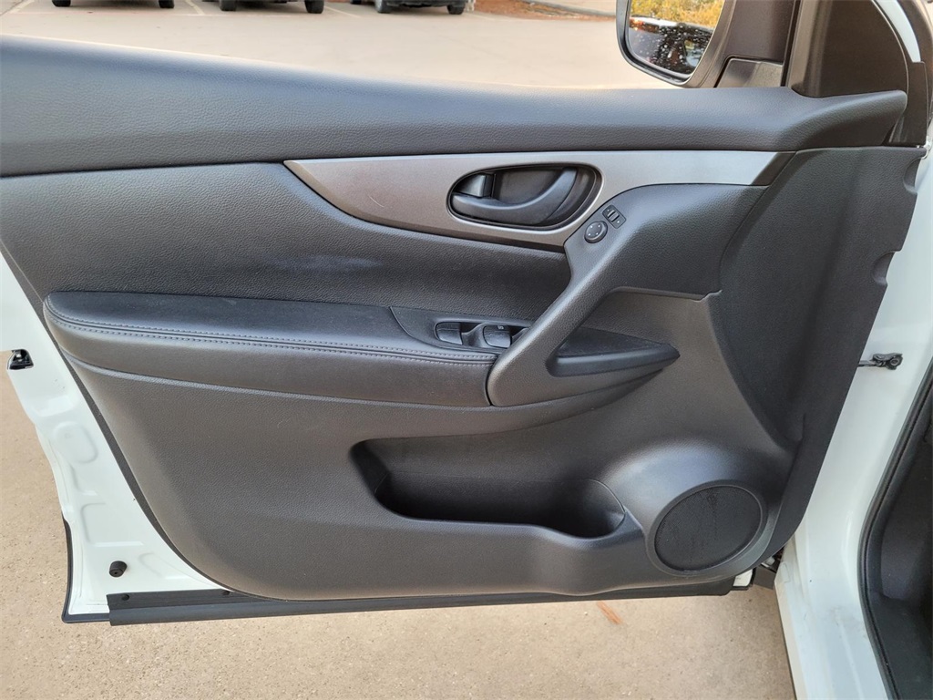 used 2017 Nissan Rogue Sport car, priced at $13,616