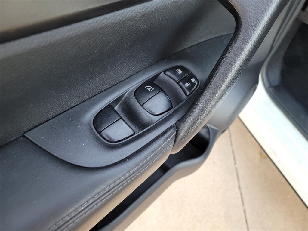 used 2017 Nissan Rogue Sport car, priced at $13,616