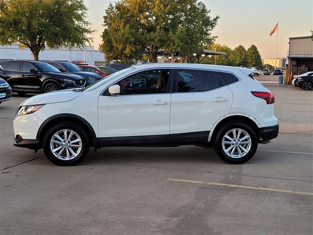 used 2017 Nissan Rogue Sport car, priced at $13,616