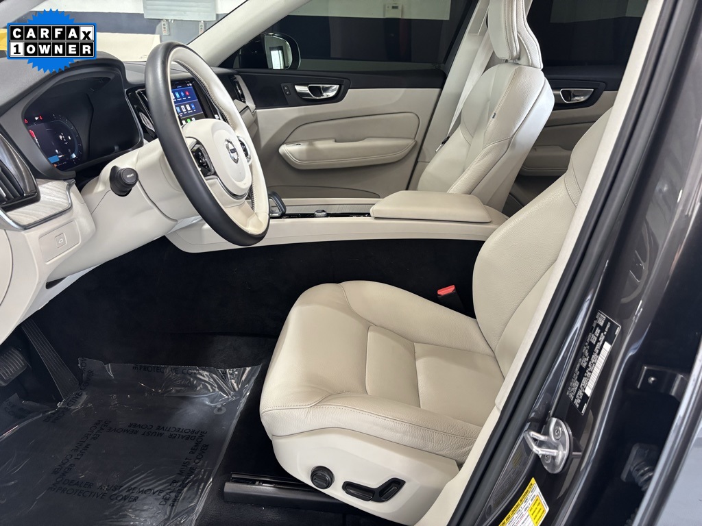 used 2023 Volvo XC60 car, priced at $26,427