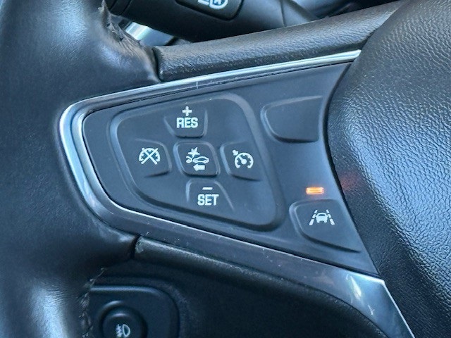 used 2021 Chevrolet Equinox car, priced at $17,657