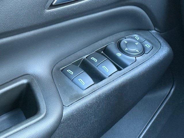 used 2021 Chevrolet Equinox car, priced at $17,657