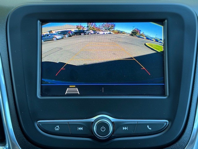 used 2021 Chevrolet Equinox car, priced at $17,657