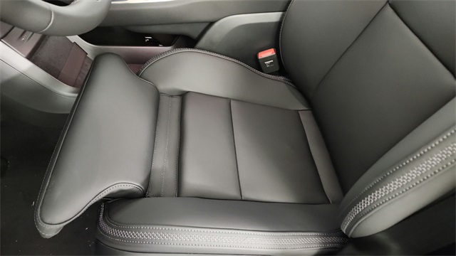 new 2025 Volvo EX90 car, priced at $89,745