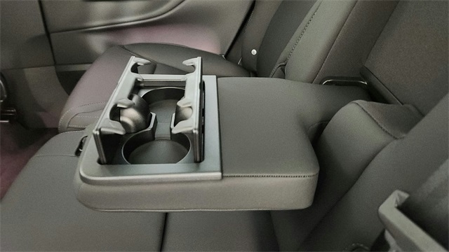 new 2025 Volvo EX90 car, priced at $89,745