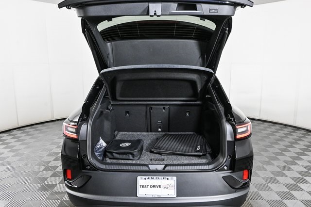 new 2025 Volkswagen ID.4 car, priced at $53,351