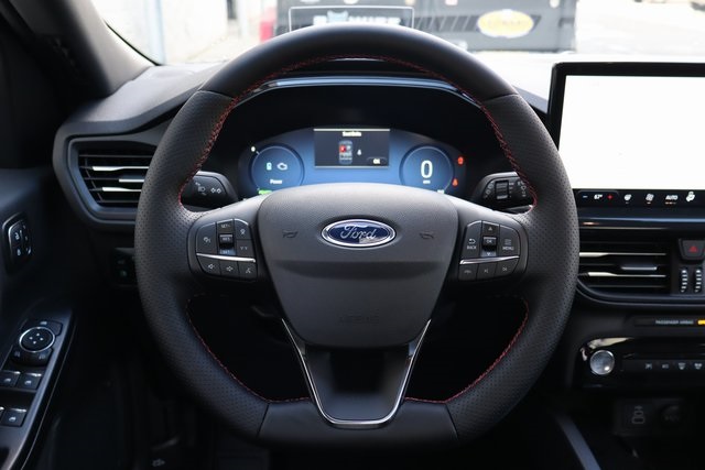 new 2026 Ford Escape Hybrid car, priced at $40,895