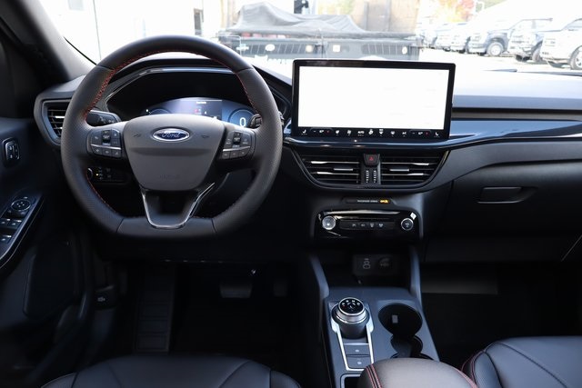 new 2026 Ford Escape Hybrid car, priced at $40,895