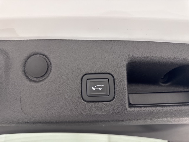 used 2023 Chevrolet Equinox car, priced at $22,608