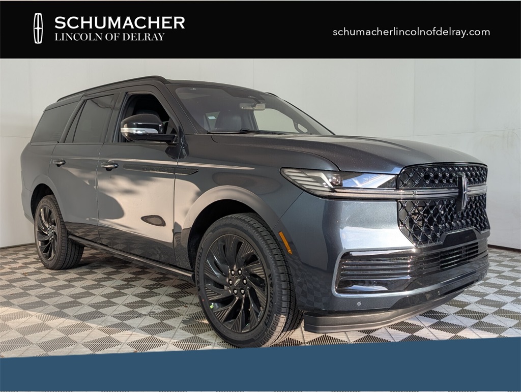 new 2025 Lincoln Navigator car, priced at $106,740