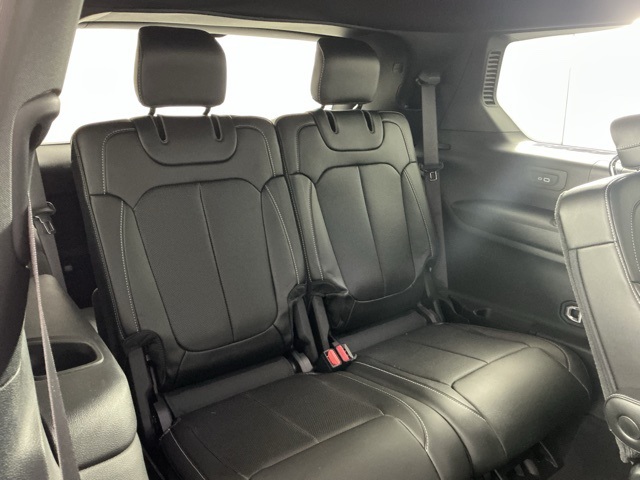 used 2024 Jeep Grand Cherokee L car, priced at $37,866