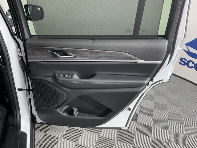 used 2024 Jeep Grand Cherokee L car, priced at $37,866