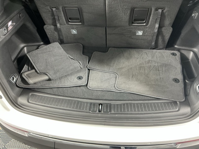 used 2024 Jeep Grand Cherokee L car, priced at $37,866