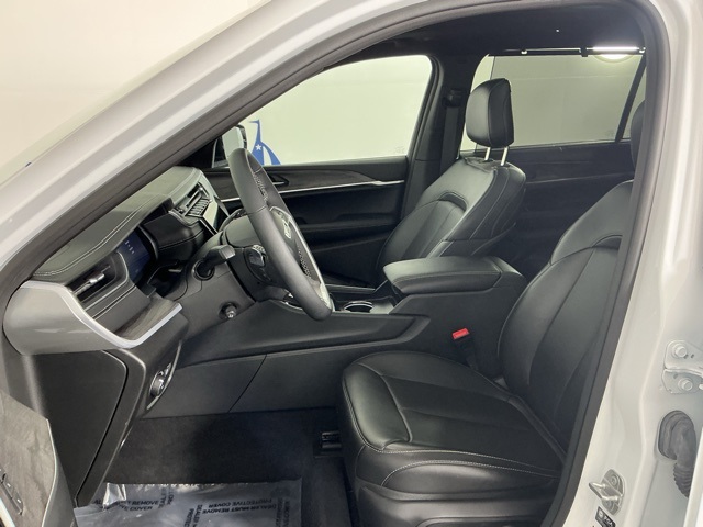 used 2024 Jeep Grand Cherokee L car, priced at $37,866