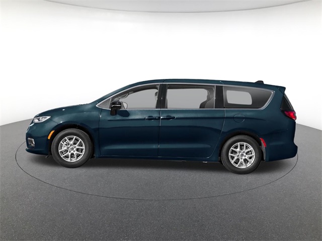 new 2025 Chrysler Pacifica car