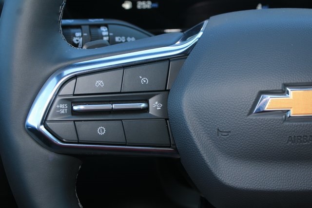 new 2026 Chevrolet Equinox car, priced at $32,545