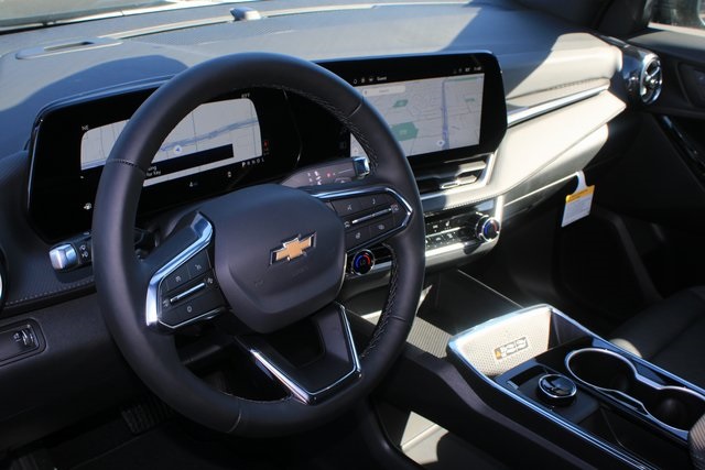 new 2026 Chevrolet Equinox car, priced at $32,545