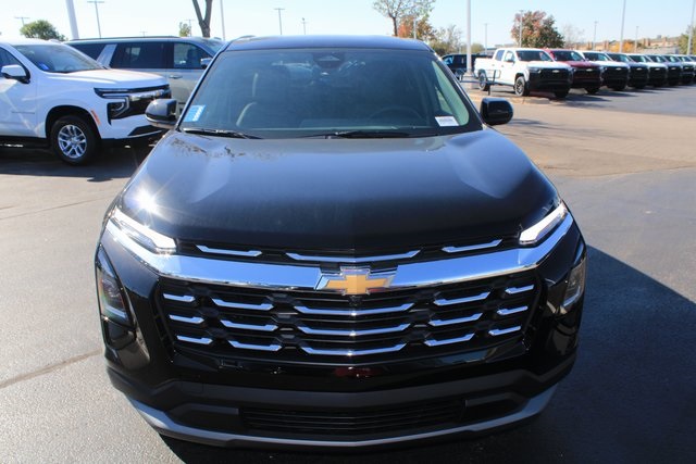 new 2026 Chevrolet Equinox car, priced at $32,545