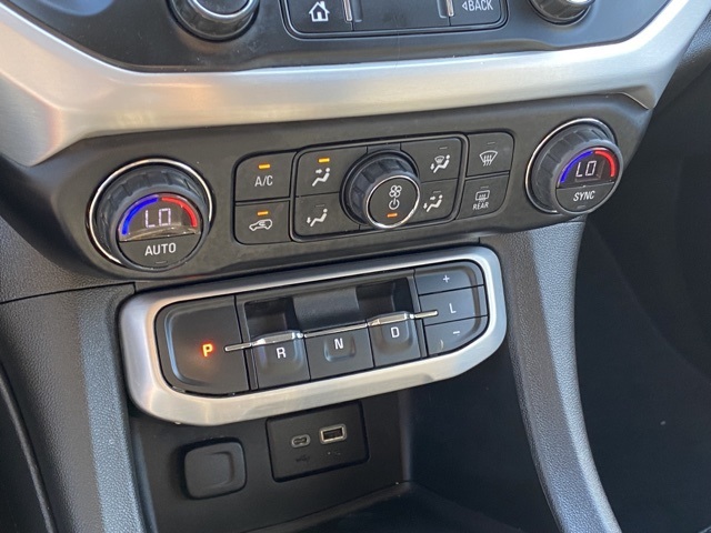 used 2021 GMC Acadia car, priced at $21,033