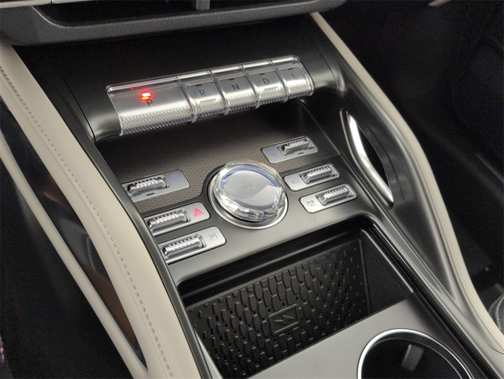 new 2025 Lincoln Nautilus car, priced at $52,834