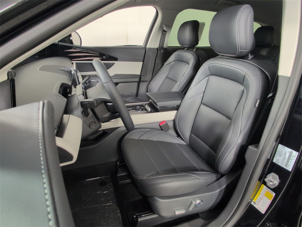 new 2025 Lincoln Nautilus car, priced at $52,834