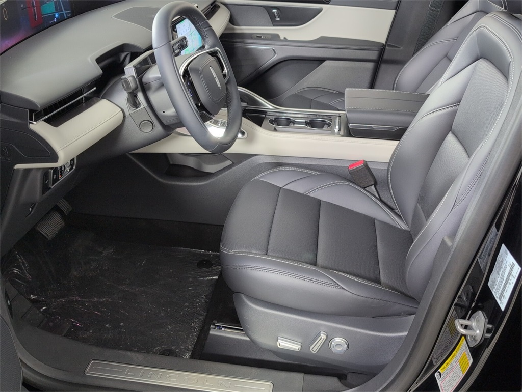new 2025 Lincoln Nautilus car, priced at $52,834