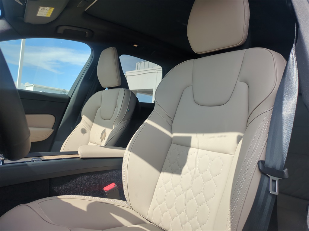 new 2026 Volvo XC60 car, priced at $54,265