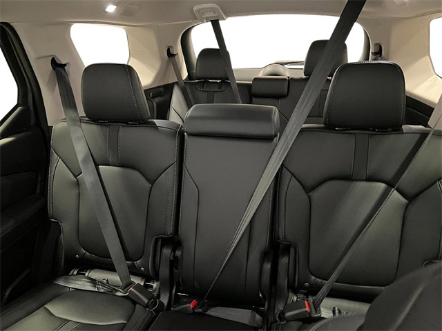new 2025 Honda Pilot car, priced at $45,600