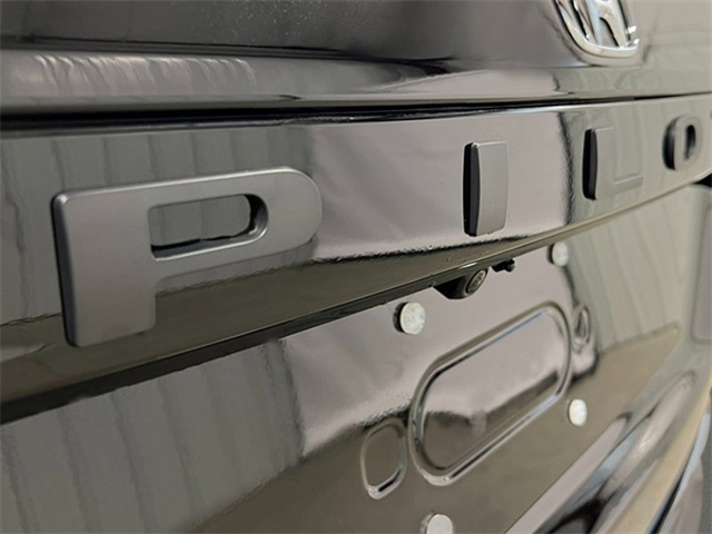 new 2025 Honda Pilot car, priced at $45,600