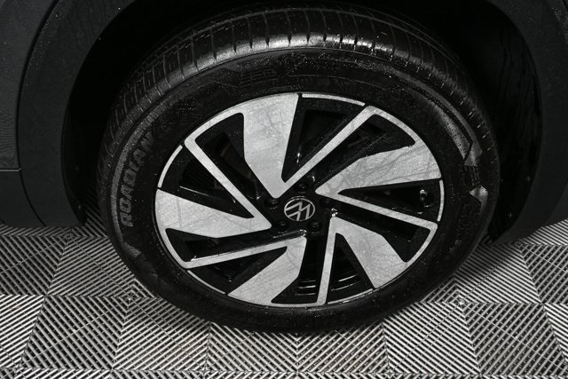 used 2024 Volkswagen Atlas car, priced at $33,500