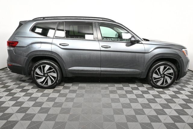 used 2024 Volkswagen Atlas car, priced at $33,500