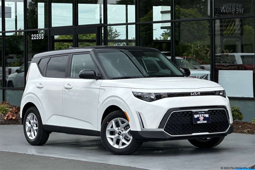 new 2025 Kia Soul car, priced at $24,656
