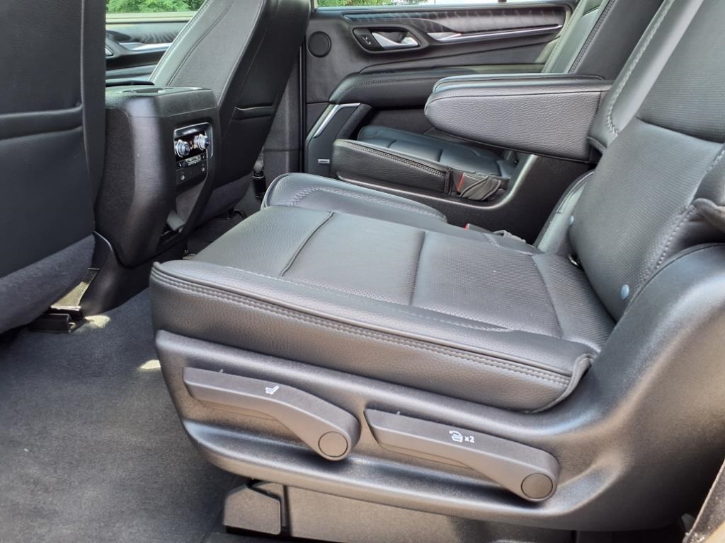 used 2022 GMC Yukon car, priced at $65,900