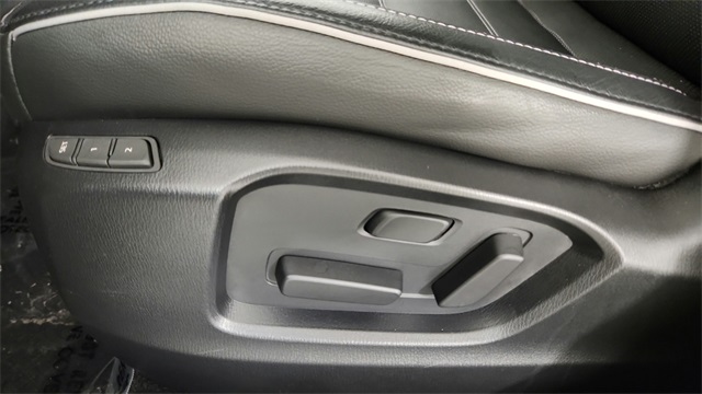 used 2025 Mazda CX-5 car, priced at $28,997