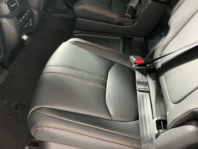 new 2025 Honda Pilot car, priced at $50,895