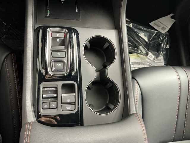 new 2025 Honda Pilot car, priced at $50,895