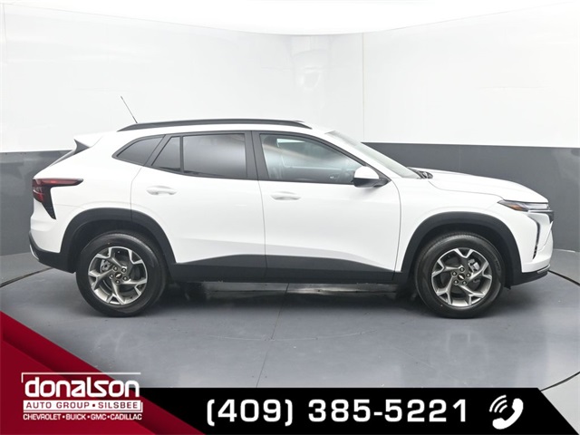 new 2025 Chevrolet Trax car, priced at $24,095