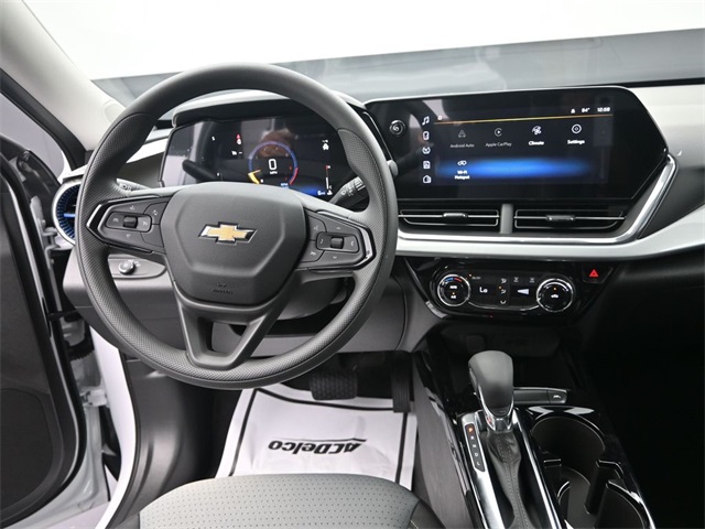 new 2025 Chevrolet Trax car, priced at $24,095