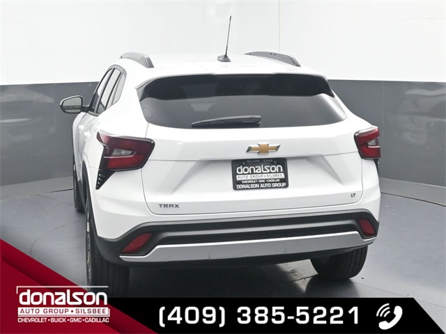 new 2025 Chevrolet Trax car, priced at $24,095